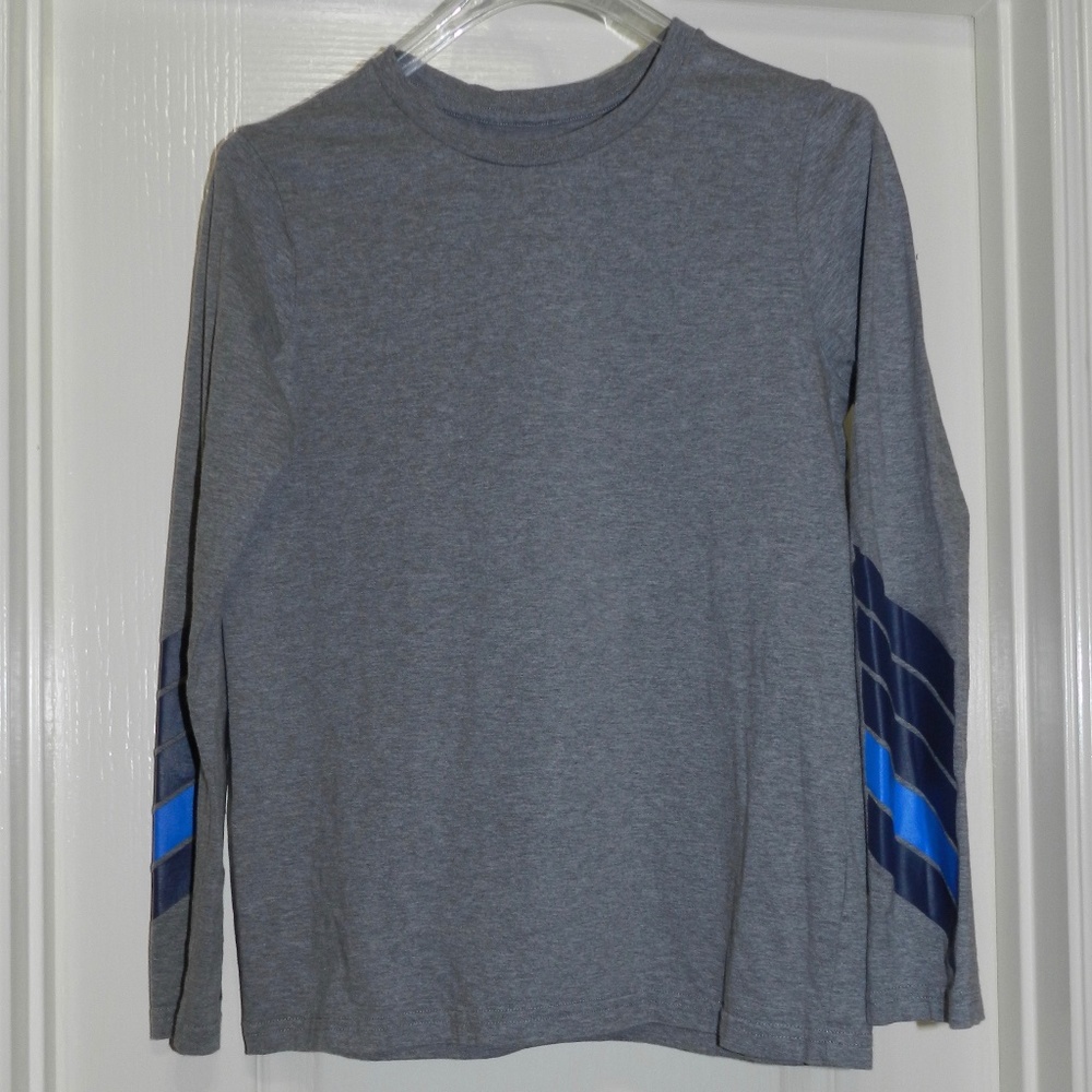 Graphic T Shirt Long Sleeve Sz 12 Gray